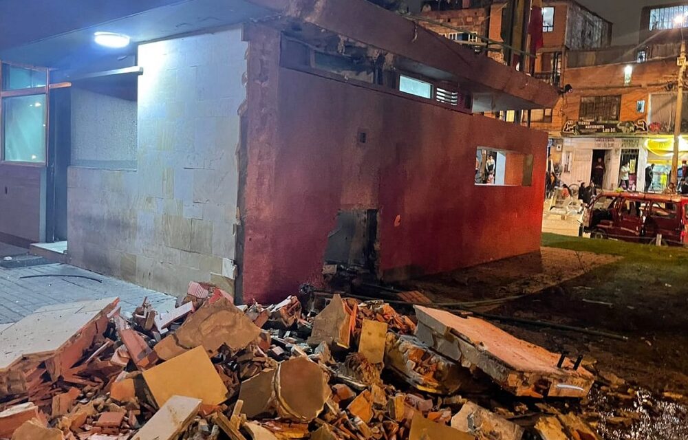 Explosión en el CAI de Arborizadora Alta, en Ciudad Bolívar, deja 11 personas heridas: investigan autoría del atentado