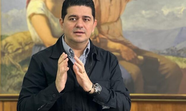 «Secretarios de Agricultura pedimos ayuda a EE.UU. por crisis en insumos causada por la guerra»: Rodolfo Correa
