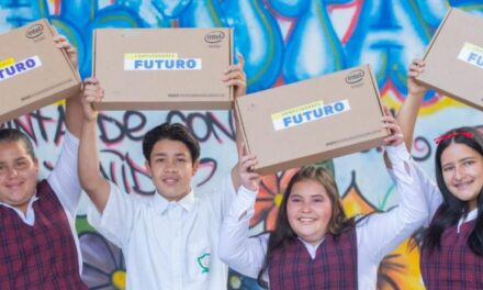 Con 8.276 equipos, inició la segunda entrega de Computadores Futuro para estudiantes de colegios oficiales de Medellín