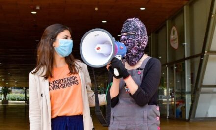 Líder de encapuchados, «Simona» habla sobre la interrupción a la Catedral Primada en Bogotá