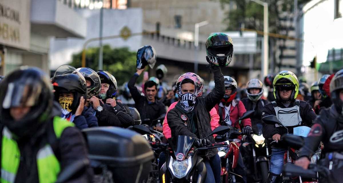 Tras caótica jornada de protestas en Bogotá, ya hay acuerdos entre motociclistas y el distrito: conozca cuáles son