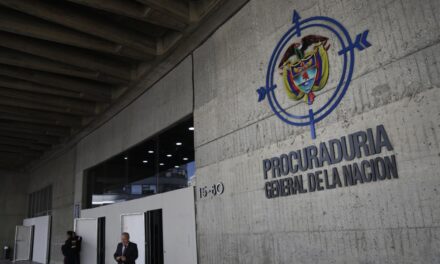 PGN pide no sancionar a congresistas que aportaron a la vaca por las 4G