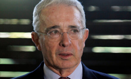«Nunca ordené buscar testigos sino corroborar información que me llegaba»: expresidente Álvaro Uribe