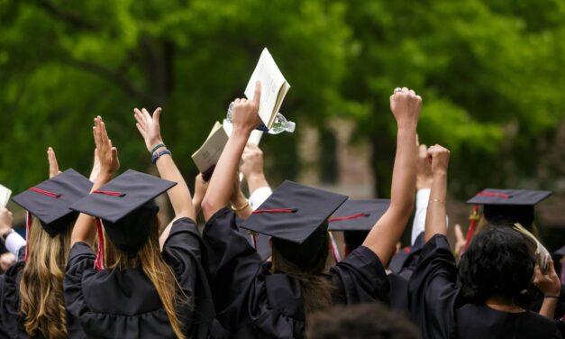 Lengua de Señas Colombiana será requisito para grado en ITM