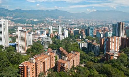 Con $183.000 millones, Medellín logró cifra histórica de recaudo por impuesto de Industria y Comercio en el último mes