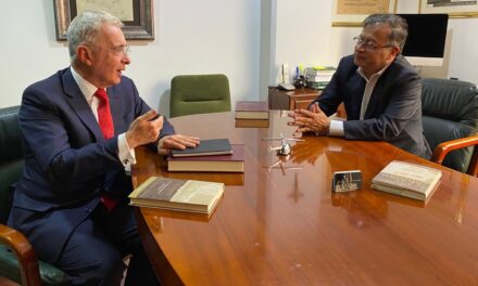 Histórico encuentro entre el presidente electo Gustavo Petro y el exmandatario Álvaro Uribe: este es el balance de la reunión