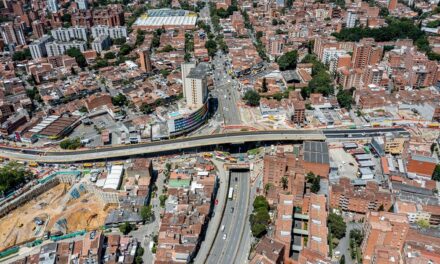 Más obras en Medellín: avanzan los preparativos para habilitar el paso vehicular del intercambio de San Juan