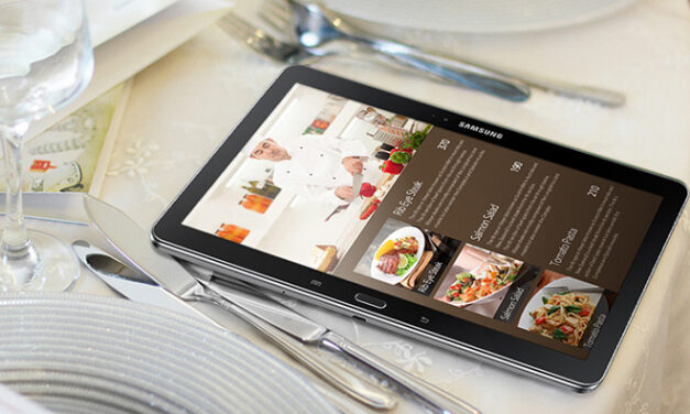 Más de 37 millones de litros de agua y 4 millones de hojas de papel se ahorraron en Colombia por menús digitales