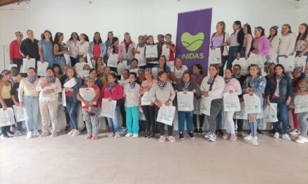 Gobernación de Antioquia inició el programa “La Escuela Busca a la Mujer Adulta”