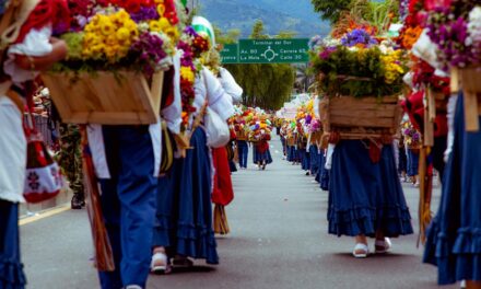 Con más de 3.200 artistas y 100% de presencialidad, regresa la Feria de las Flores a Medellín