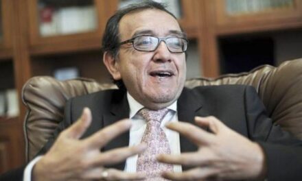 Gustavo Petro confirmó quién será su embajador ante la OEA: eligió a un exmagistrado de la Corte Constitucional
