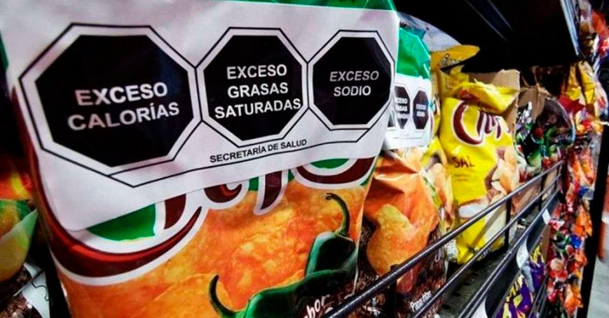 Etiquetas de alimentos ultraprocesados tendrían sello octogonal de advertencia: pronunciamiento de MinSalud