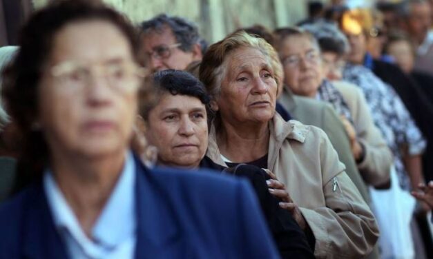 Mujeres podrían pensionarse con 1.000 semanas de cotización