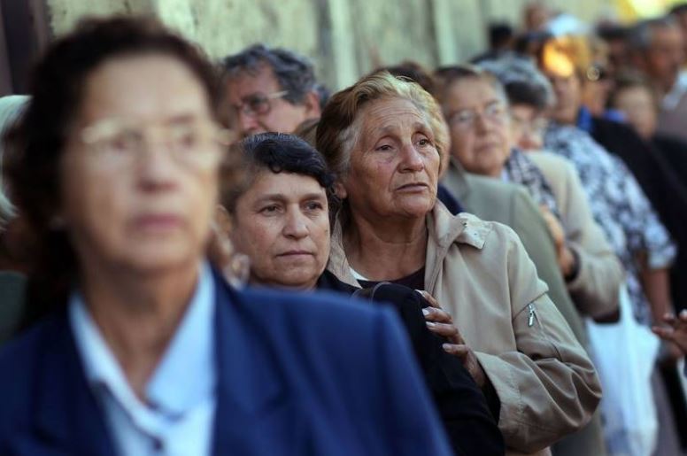 Mujeres podrían pensionarse con 1.000 semanas de cotización