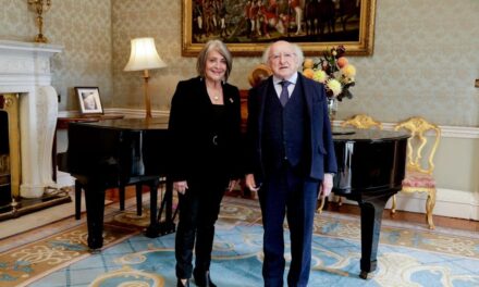 Ministra Cecilia López se reúne con presidente de Irlanda