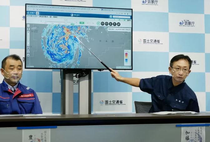 Un muerto y decenas de heridos, el saldo que deja el tifón Nanmadol en Japón