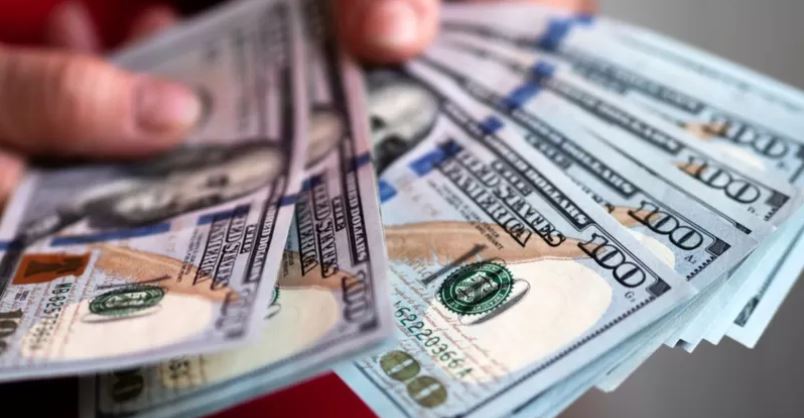 Es muy probable que el dólar llegue a los 5.000 pesos, según argumenta los expertos