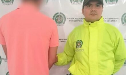 Por delito de acceso carnal violento a una alumna, profesor es puesto en prisión