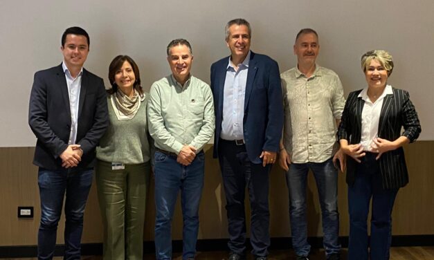 En Antioquia se realizará la prueba piloto que busca propiciar una dinámica muy fuerte del sector local de las confecciones