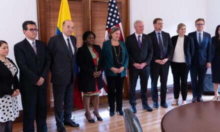 Canciller Álvaro Leyva se reunió con la Subsecretaria de Estado para los Asuntos Políticos de EEUU., Victoria Nuland