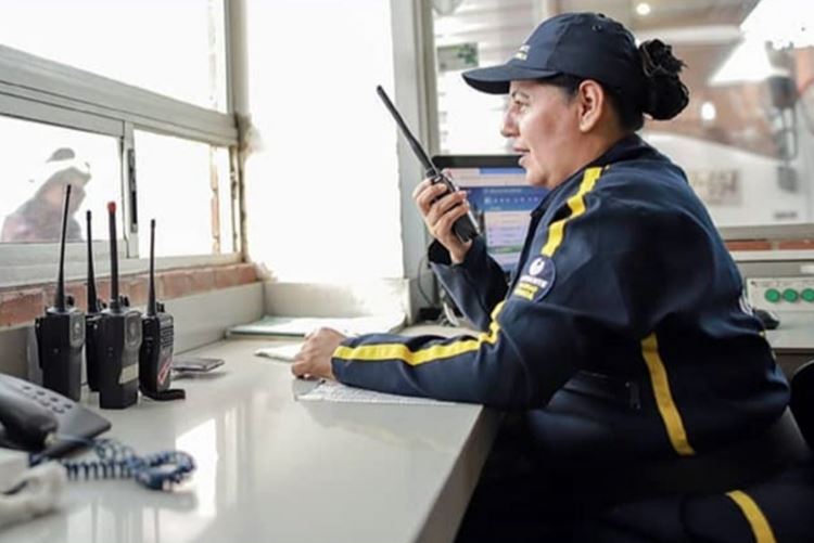 Mujeres guardas de seguridad ahora representan el 30% en el mercado laboral en Colombia