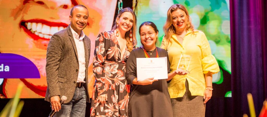 Medellín reconoció a las mujeres por su talento y liderazgo en la Gran Noche de las Mujeres