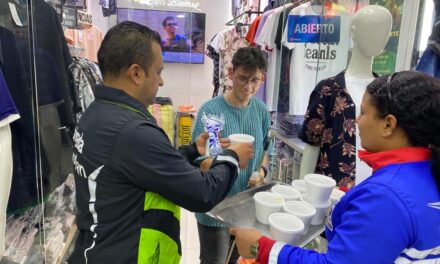 El Gran San Victorino durante la temporada Navideña, lanza comedor comunitario para atender a sus visitantes