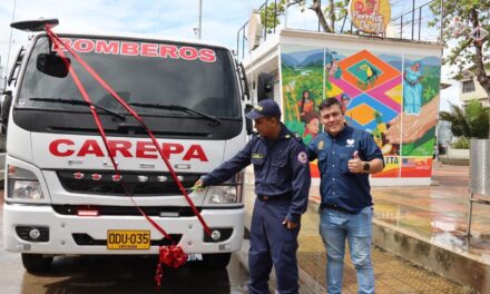 Carepa, Chigorodó y San Pedro de Urabá tienen carrotanques gracias al trabajo unido de la Gobernación, alcaldía y bomberos