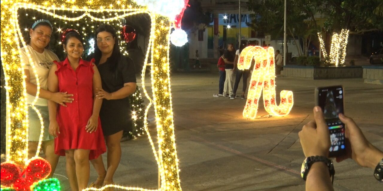 Riohacha celebra la Navidad con un alumbrado inspirado en la cultura Wayuú.