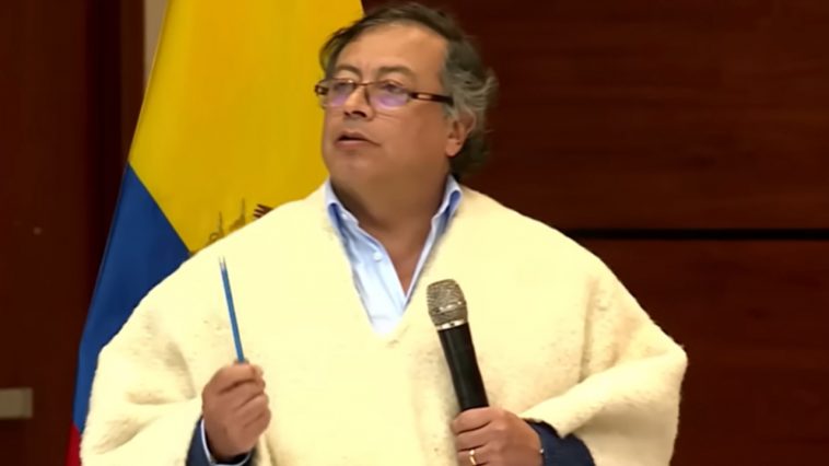 Gustavo Petro manejará las comisiones de regulación de los servicios públicos