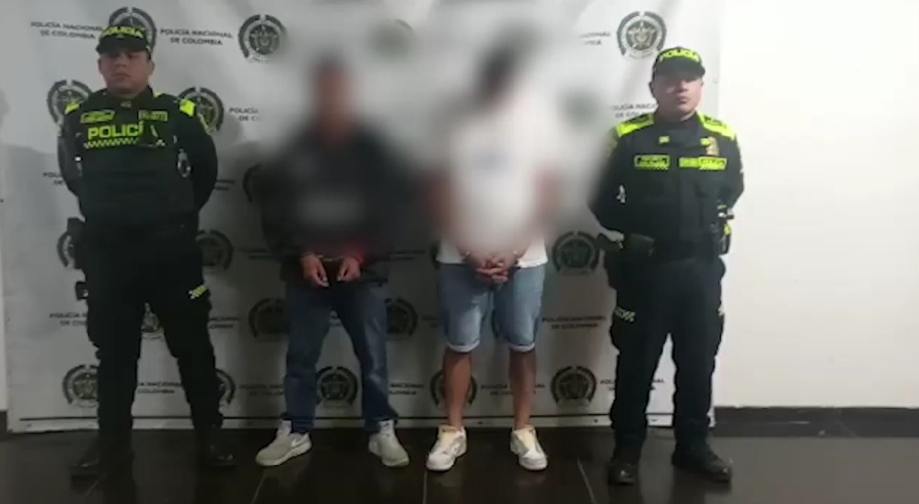 Dos personas fueron capturadas por el delito de Hurto a vehículo y mercancía en Bogotá