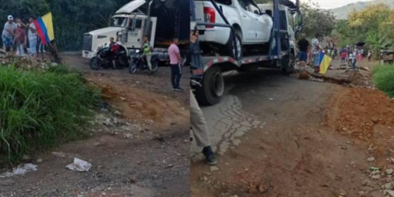 Conductores y habitantes de Bucaramanga mantienen la vía cerrada en el sector ‘Paso Malo’