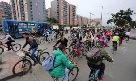 Ciclorruta segura día sin carro: La nueva campaña de Policía Nacional en Bogotá 