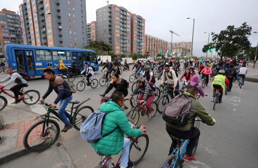 Ciclorruta segura día sin carro: La nueva campaña de Policía Nacional en Bogotá 