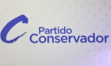 Golpe político: revocatoria de la presidencia de Carlos Andrés Trujillo del partido conservador