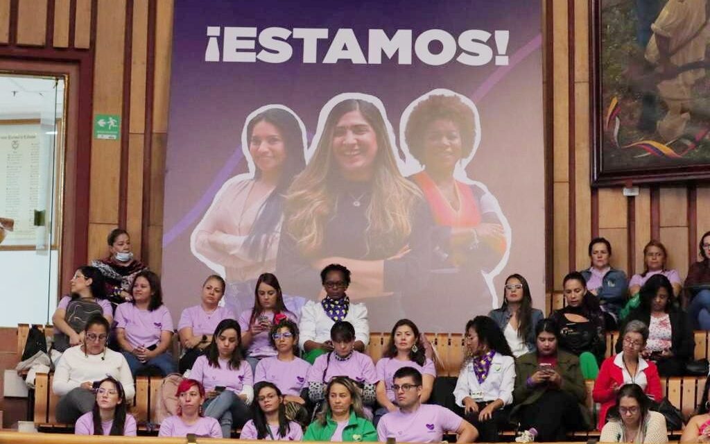 Más de 370 mujeres inician formación para cargos de elección popular en Antioquía