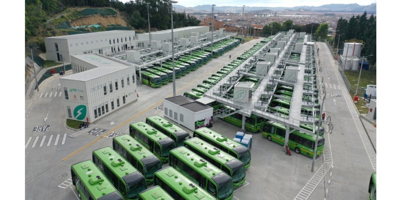 Bogotá avanza en el transporte e impulsa las energías limpias