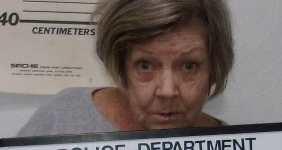 Mujer de 78 roba un banco en Estados Unidos