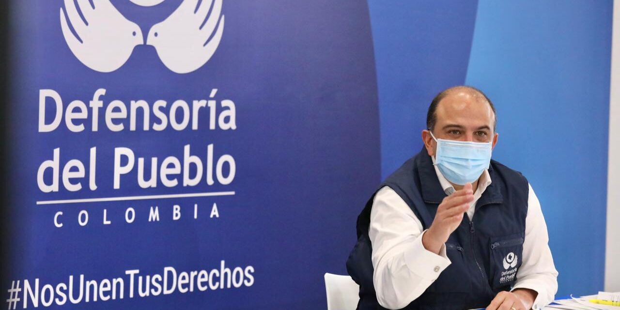 Defensoría del Pueblo rechaza que el ELN no acepte que recluta menores para sus filas en el país.