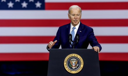 Joe Biden pide a medios hispanos comunicar sin desinformación