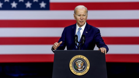 Joe Biden pide a medios hispanos comunicar sin desinformación