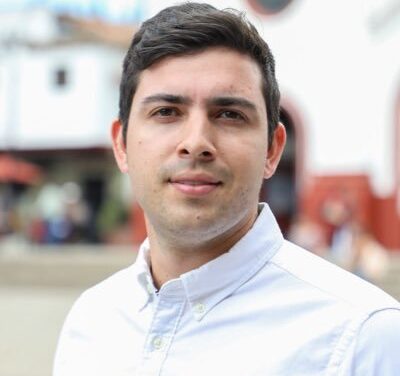Mauricio Tobón es mentiroso y asolapado”: Esteban Restrepo arremete contra su contenedor en la carrera por la gobernación.