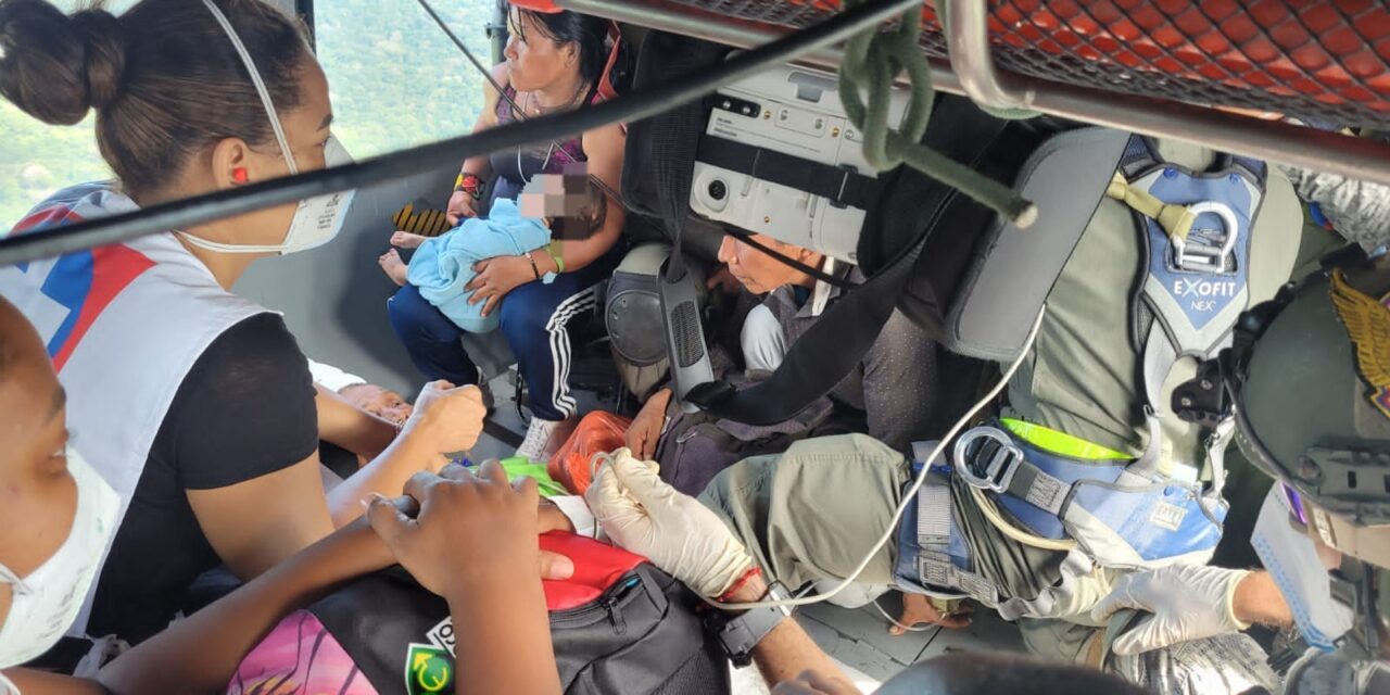 En delicado estado de salud, se encontraban 12 bebés indígenas, quienes fueron evacuados desde el Departamento del Chocó hasta  Antioquia