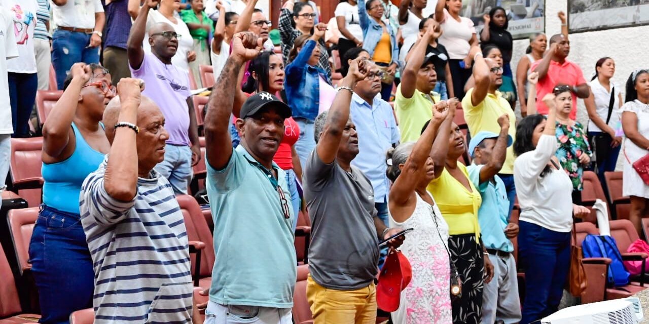 Representantes de juntas de acción comunal en Cartagena con diplomado buscan fortalecer su labor