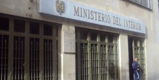 El contratista del Min Interior que no cuenta con RUP