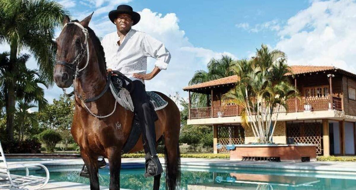 Iniciativa del ‘Tino’ Asprilla sobre cabalgatas en Tuluá causa polémica