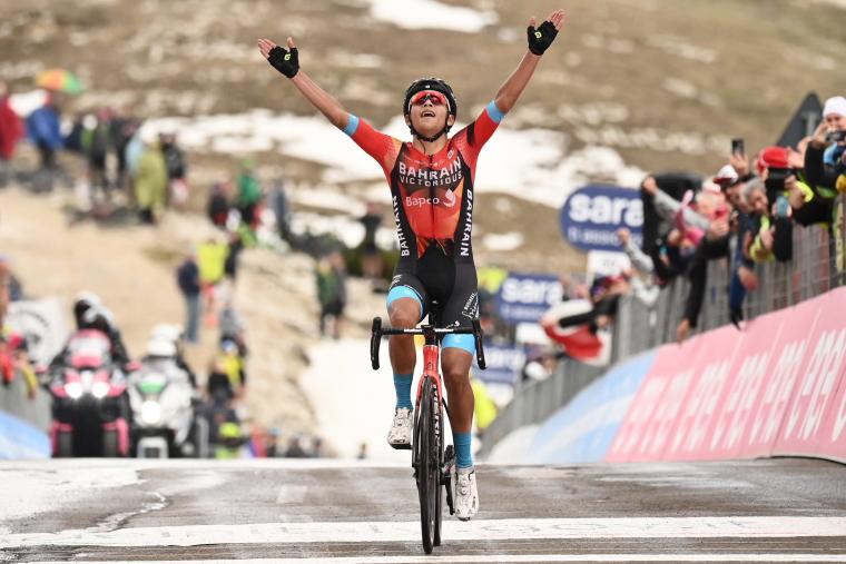 ¡Imbatible! Santiago Buitrago se quedó con la etapa reina en el Giro de Italia