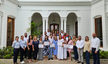 Escuela de Liderazgo Público de Cartagena entrega certificaciones a participantes de la quinta cohorte