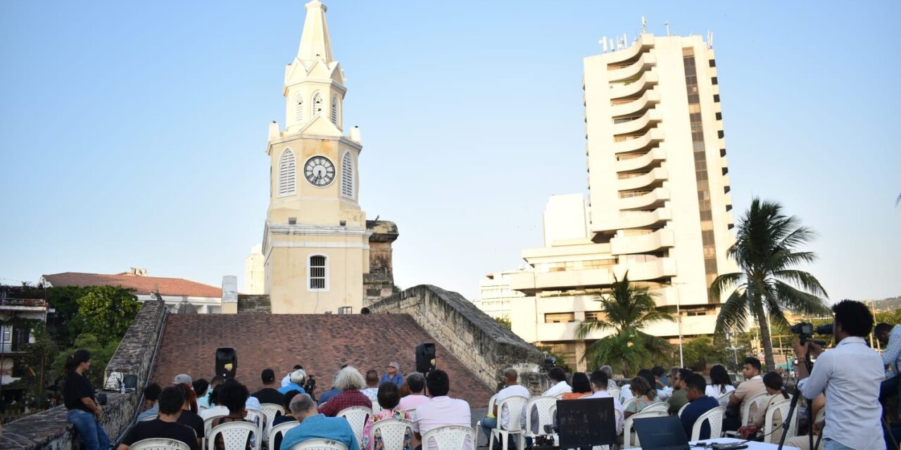 Explanada de la Torre del Reloj será escenario de la tertulia ‘Murallando’ sobre los íconos de la cartageneidad