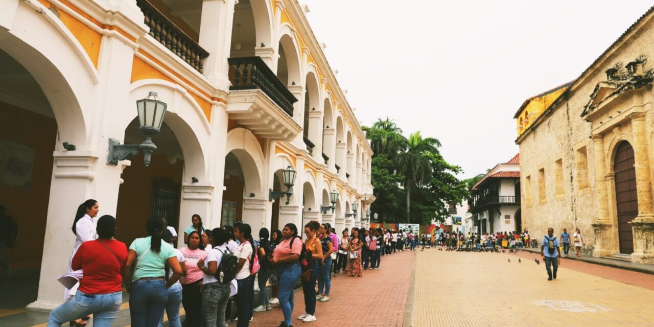 Más de 500 mujeres con oportunidad de trabajar en Bolívar